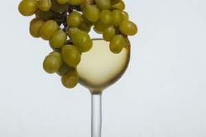 Альбароньо – благородный белый сорт винограда родом из Галиции