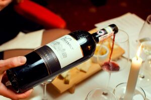 Дегустация ТОП-5 изысканных сыров и вин